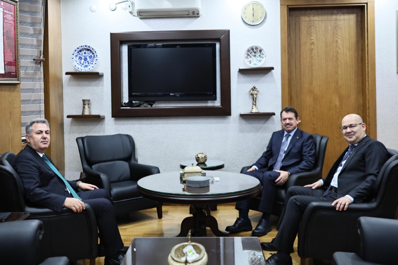 İZMİR VALİSİ ELBAN BAŞSAVCI YELDAN'I MAKAMINDA ZİYARET ETTİ