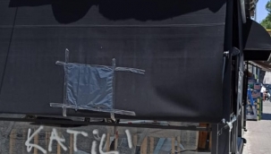 Duvarına 'Katil' yazdılar