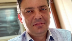 İZMİR ADLİYESİ:'MÜDÜRÜN PAYLAŞTIĞI O SATIRLARI'