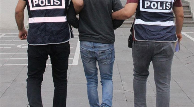 6 Avukat aranıyor:'İzmir'de gözaltına alınan 36 avukat adliyeye sevk edildi'