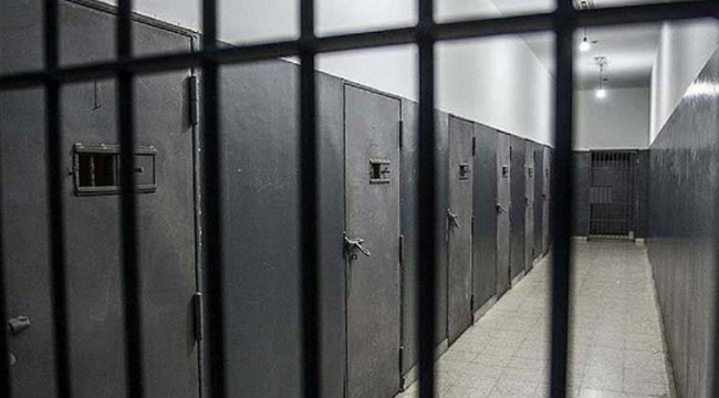 Cezaevlerinde mahkumlara hangi eğitim faaliyetleri veriliyor?