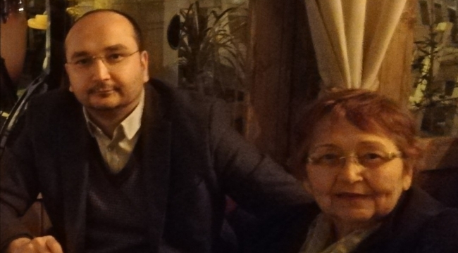 Annesi KORONAVİRÜS'ten öldü:'İzmirli avukat Erin Sezgin'in acı günü'
