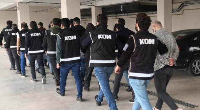 229 şüpheliden 125'i gözaltında:''İzmir merkezli dev FETÖ operasyonu'