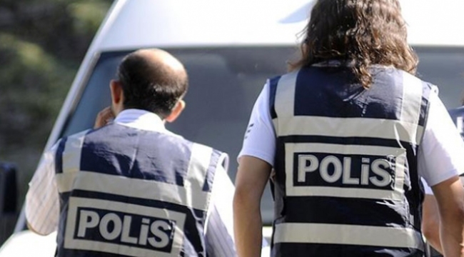83 GÖZALTI:'İZMİR POLİSİNDEN OTOPARKÇILARA OPERASYON'