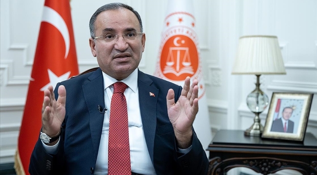 Bakan Bozdağ hâkim ve savcılara seslendi:'Halka kapınızı kapatmayın'