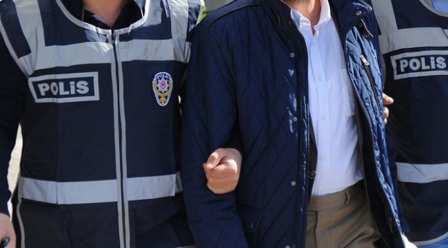 Bir kamu görevlisi 3 kişi tutuklandı:'İzmir Gaziemir'de tefeci operasyonu'