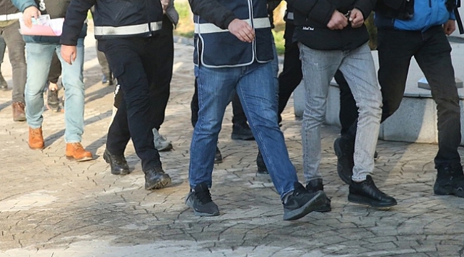 40 İlde 266 kişi gözaltında:'İzmir polisinden kart dolandırıcılarına "Bahar Temizliği' operasyonu'