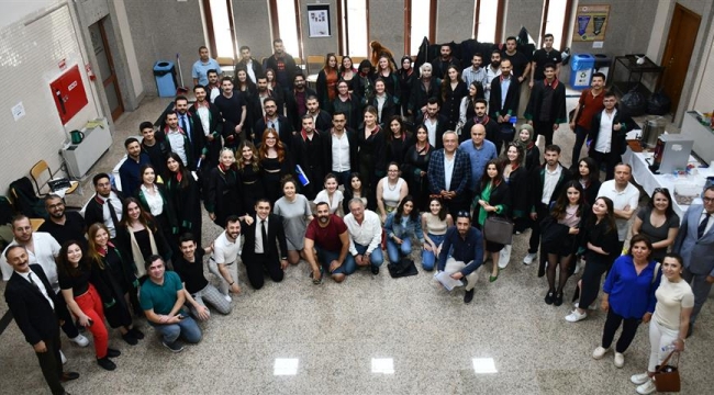 İzmir'de 188 stajer avukat kurgusal duruşma yaptı