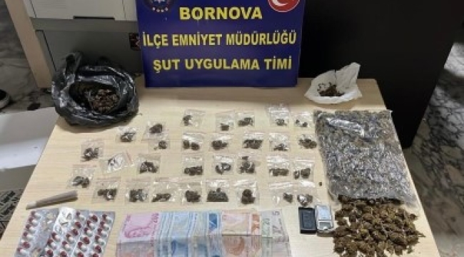 İzmir'de kendi kahvehanesinde uyuşturucu satarken yakalandı