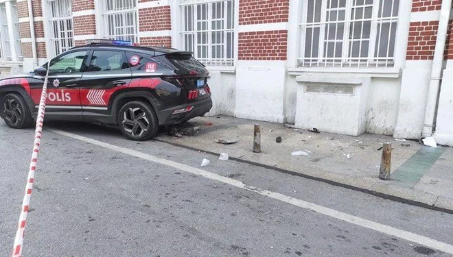 BİRİ ÖLDÜ:'POLİS ARACI KALDIRIMDA YÜRÜYYEN 2 KADINA ÇARPTI'