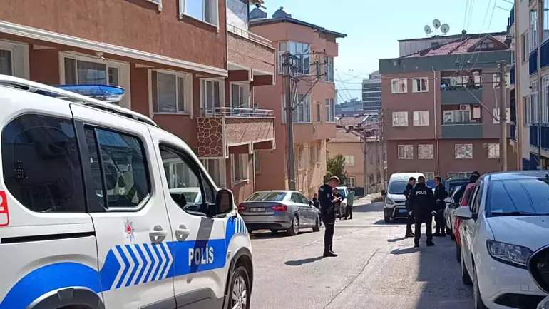 Boşanma aşamasındaki diş hekimi eşini tabancayla başından vurdu