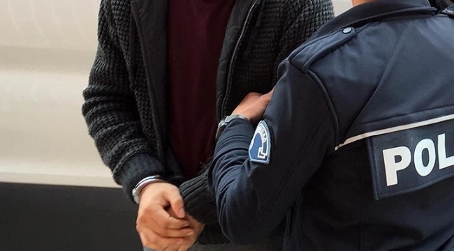 3 Gözaltı:'Ağaçlık alanda kadın cesedi'