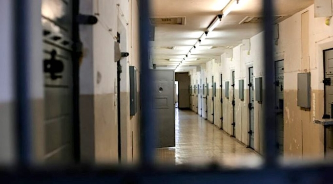  Kovid infaz düzenlemesi' eklenip eklenmeyeceği tartışma konusu oldu:'11.Yargı Paketi Meclise Sunumu Ertelendi'